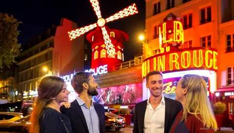 Cena en la Torre Eiffel y entradas Moulin Rouge en una velada combinada en París
