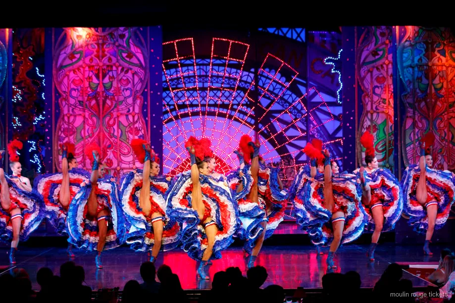 Paris'te Sen nehri turuyla birleşen Moulin Rouge bilet gösterisi